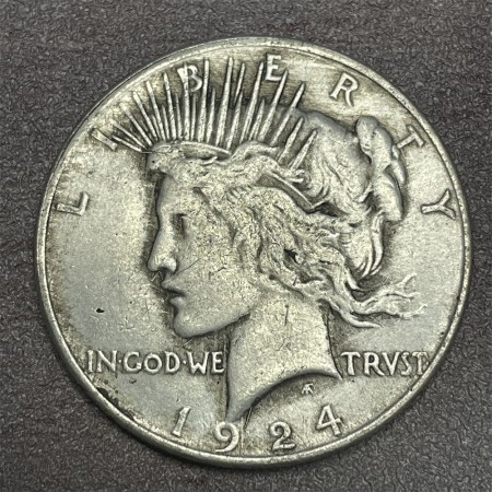 Liberty 1924 Peace Dollar Commemorative Coin | High-Grade Si