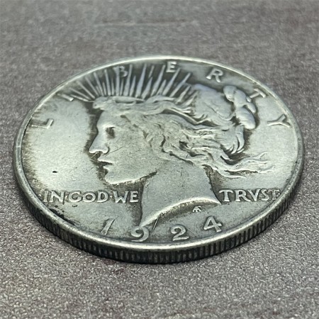 Liberty 1924 Peace Dollar Commemorative Coin | High-Grade Si