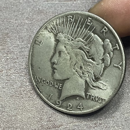 Liberty 1924 Peace Dollar Commemorative Coin | High-Grade Si