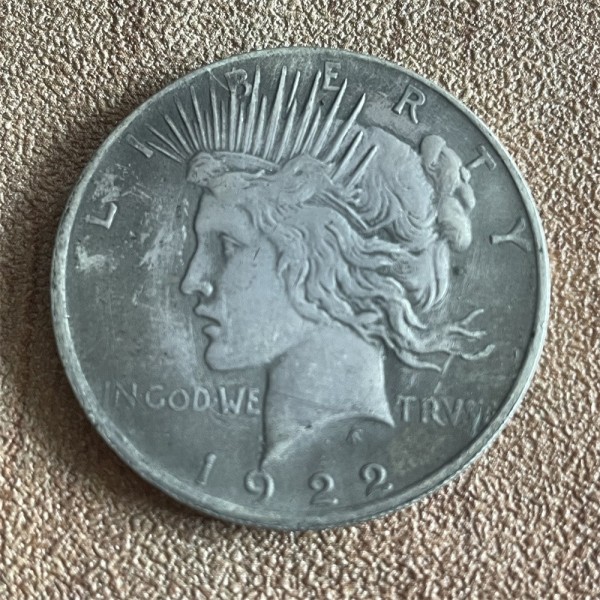 Liberty 1922 Peace Dollar Commemorative Coin